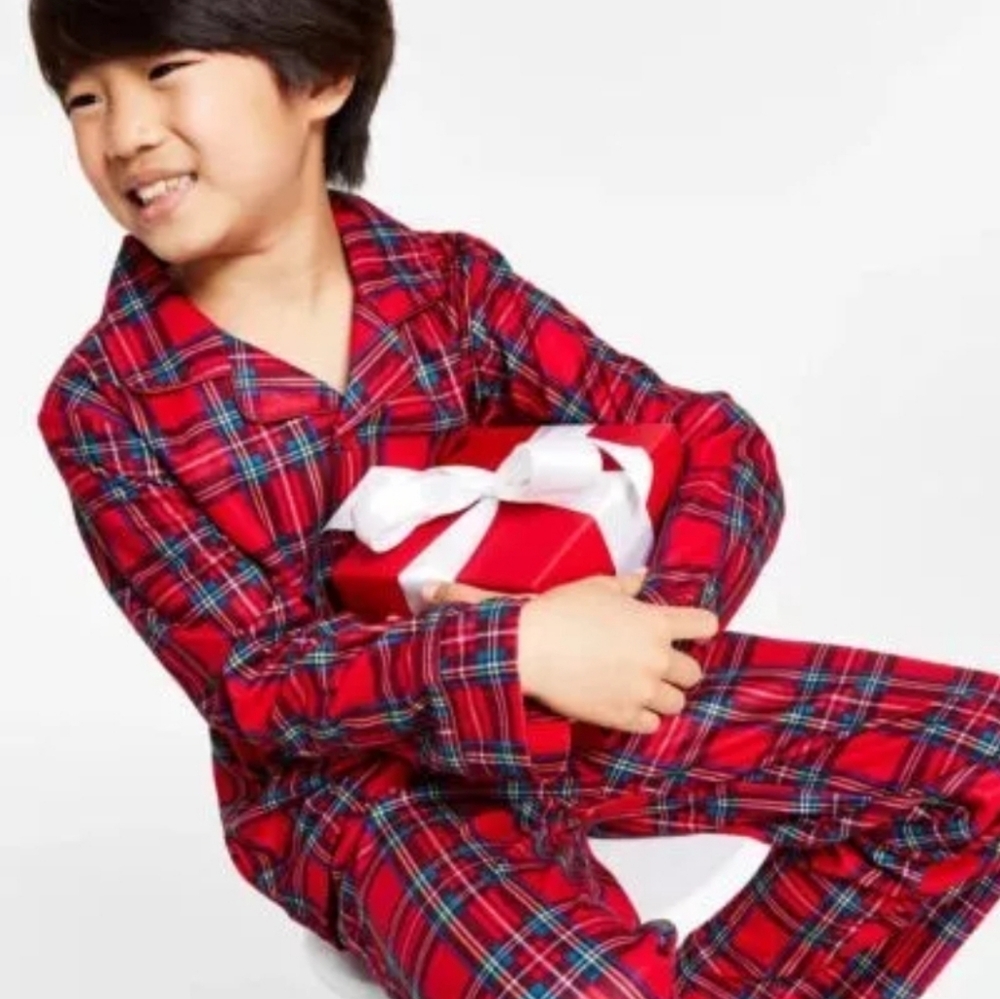 Family Pajamas Kids 2T-3T Brinkley Plaid Pajama Set Sleepwear Loungewear Red